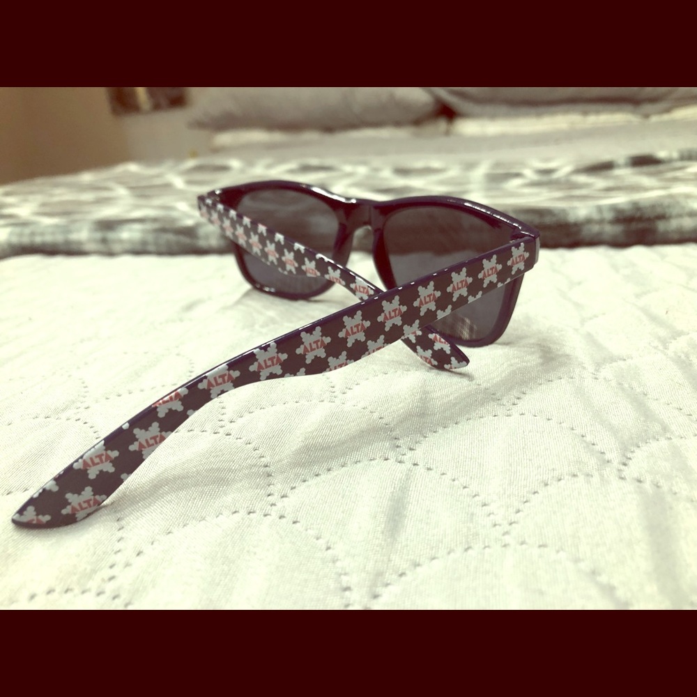 ALTA snowflake sunglasses